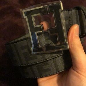 Men’s Fendi belt